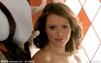 明博国际官网下载官网 靴下の穴はバレてしまったけれど、この日の公務はいろいろな意味で大成功だったと言えそう